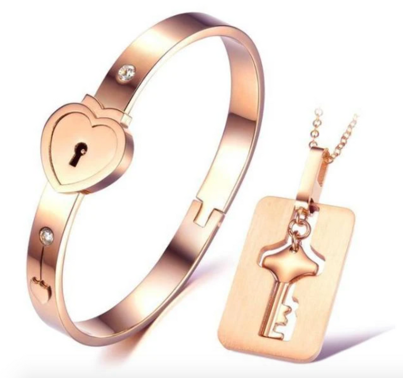 Love Lock Necklace And Bracelet Set